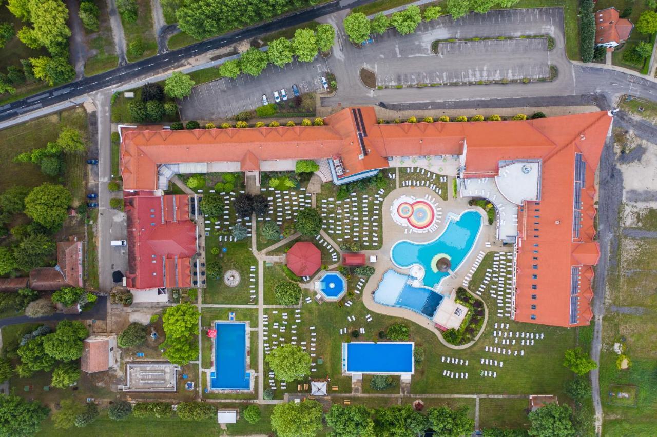 Kehida Termal Resort & Spa เคฮีดาคุชทานี ภายนอก รูปภาพ