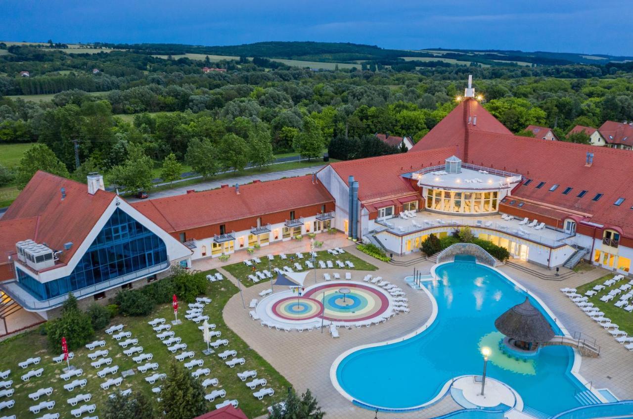 Kehida Termal Resort & Spa เคฮีดาคุชทานี ภายนอก รูปภาพ